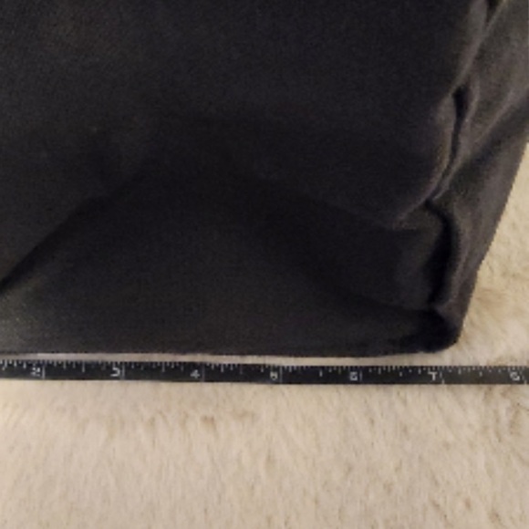 Victoria's Secret Sexy Illusions Signature Logo Black Handbag Tote Traveling Bag - Picture 7 of 10